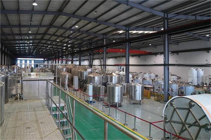 精酿啤酒厂与其他啤酒厂之间有哪些不同？